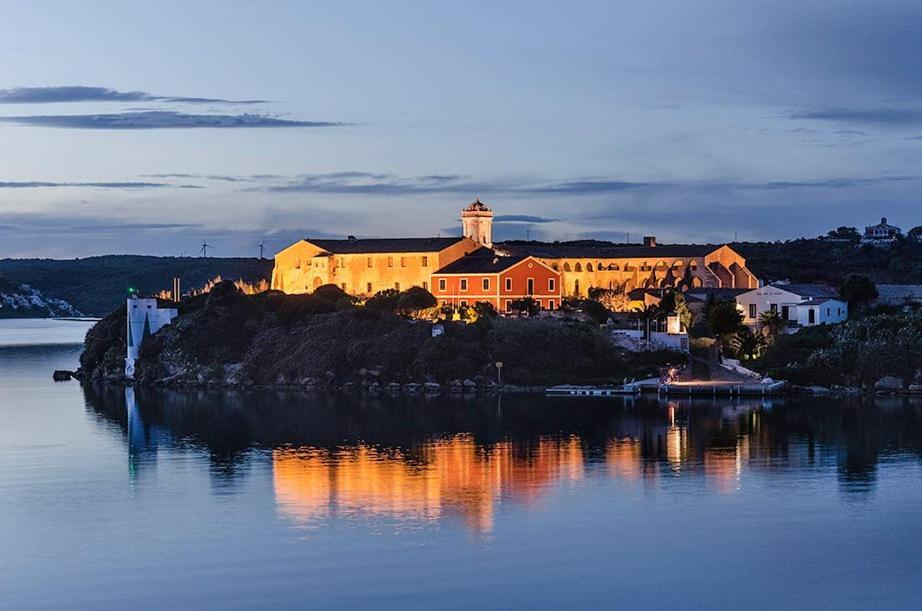 Hotel Del Almirante Es Castell  Eksteriør billede