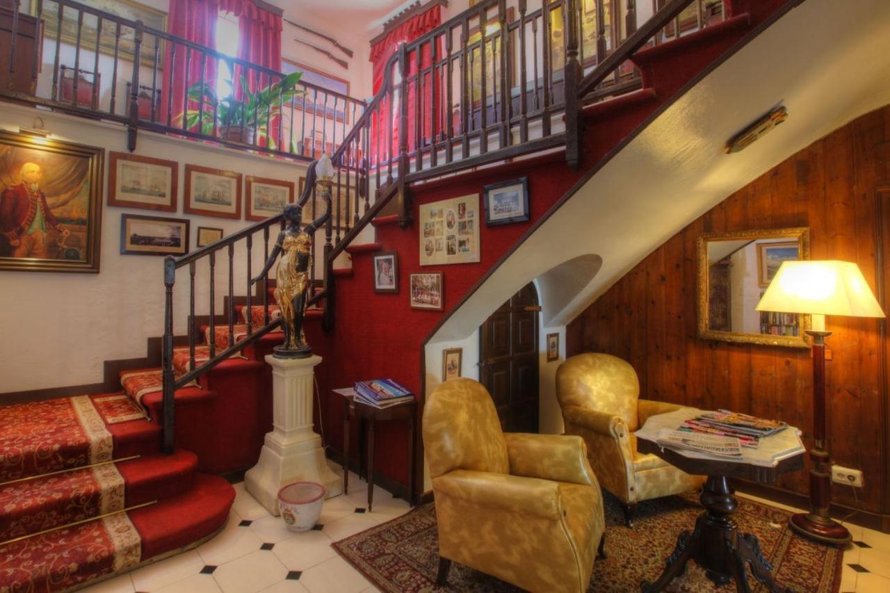 Hotel Del Almirante Es Castell  Eksteriør billede